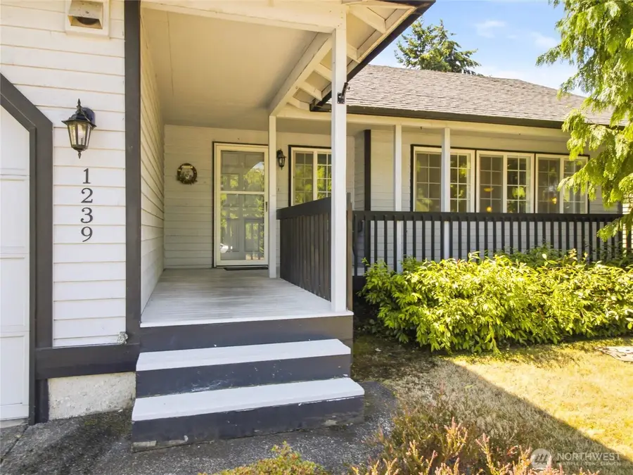 1239 S 236th Place, Des Moines, WA 98198 - #2