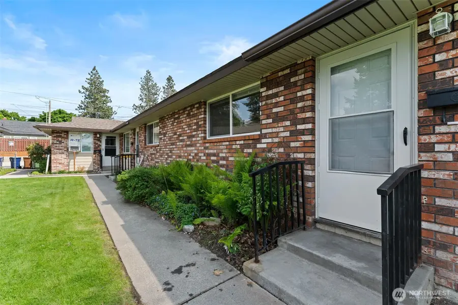 1332 W Garland Avenue, Spokane, WA 99205 - #3