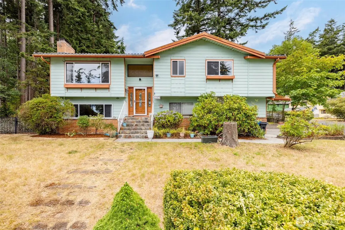 1127 SW Fairhaven Drive, Oak Harbor, WA 98277 - #1