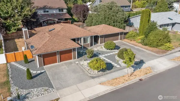 16018 2nd Place W, Lynnwood, WA 98087