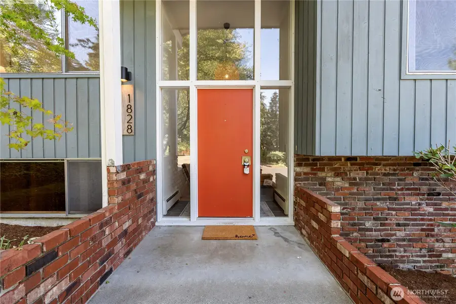1828 Lakewood Circle Se, Olympia, WA 98501 - #3