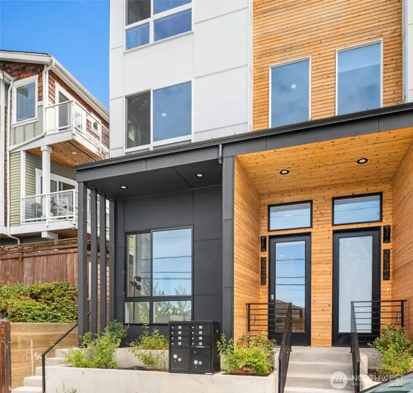 2538 14th Avenue W #B, Seattle, WA 98119