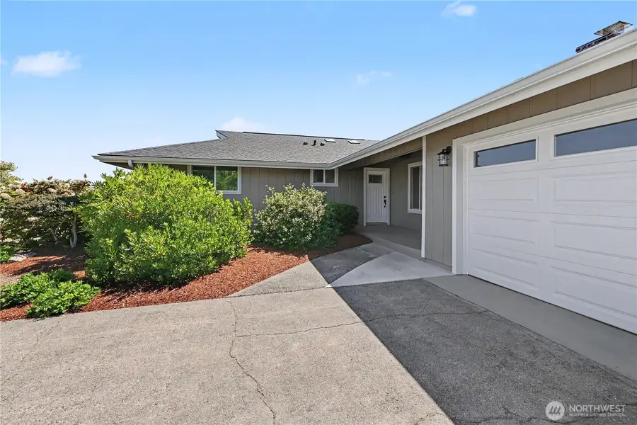 921 W Oak Court, Sequim, WA 98382 - #2