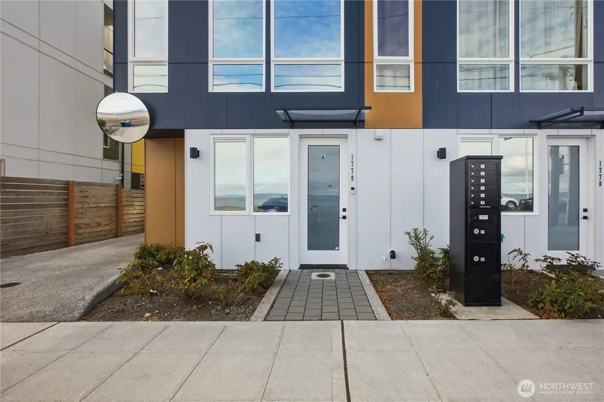 1778 Alki Avenue Sw, Seattle, WA 98116 - #1