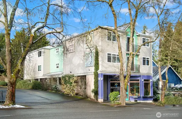 9517 35th Avenue Ne #2A, Seattle, WA 98115