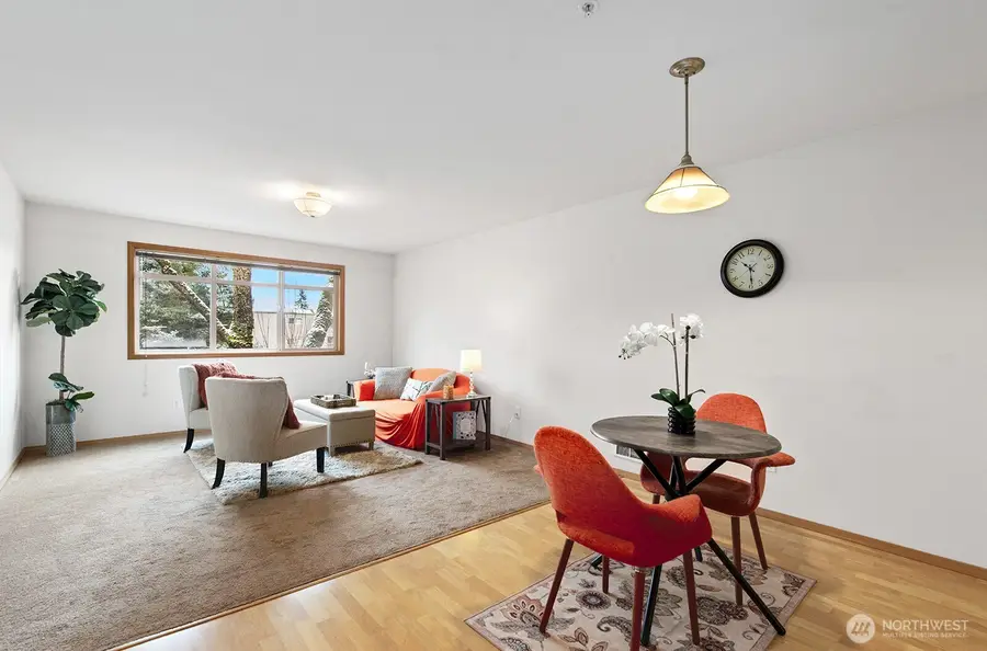 9517 35th Avenue Ne #2A, Seattle, WA 98115 - #3