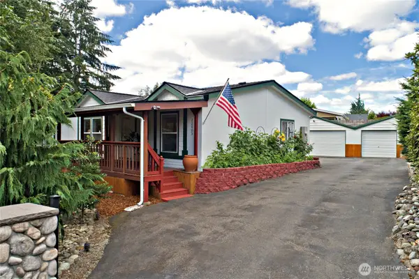 22003 SE 272nd Place, Maple Valley, WA 98038