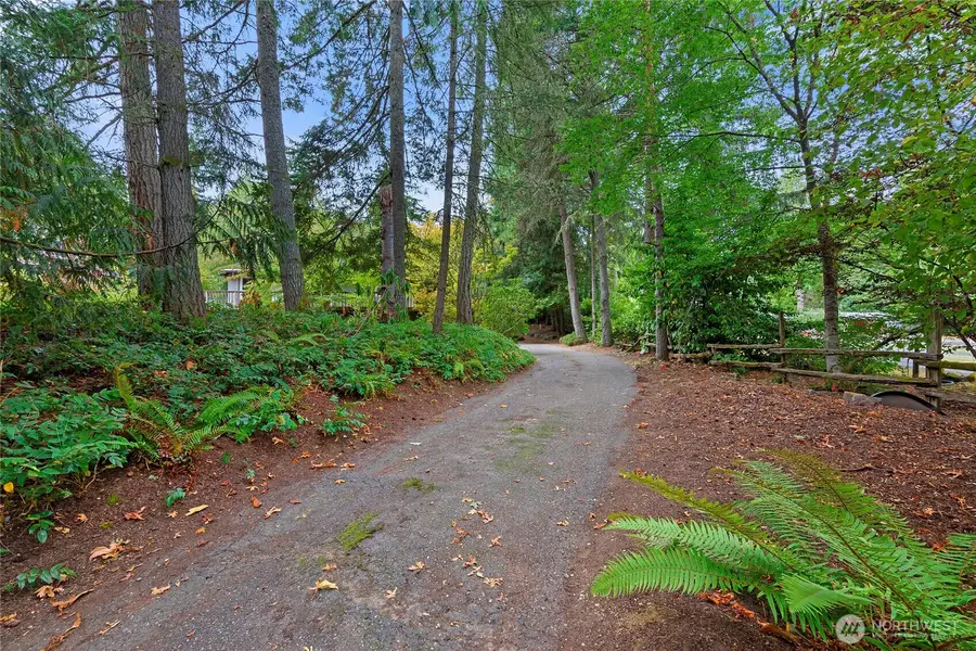 12901 Sunrise Drive Ne, Bainbridge Island, WA 98110 - #2