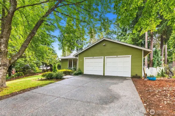 11615 NE 100th Street, Kirkland, WA 98033