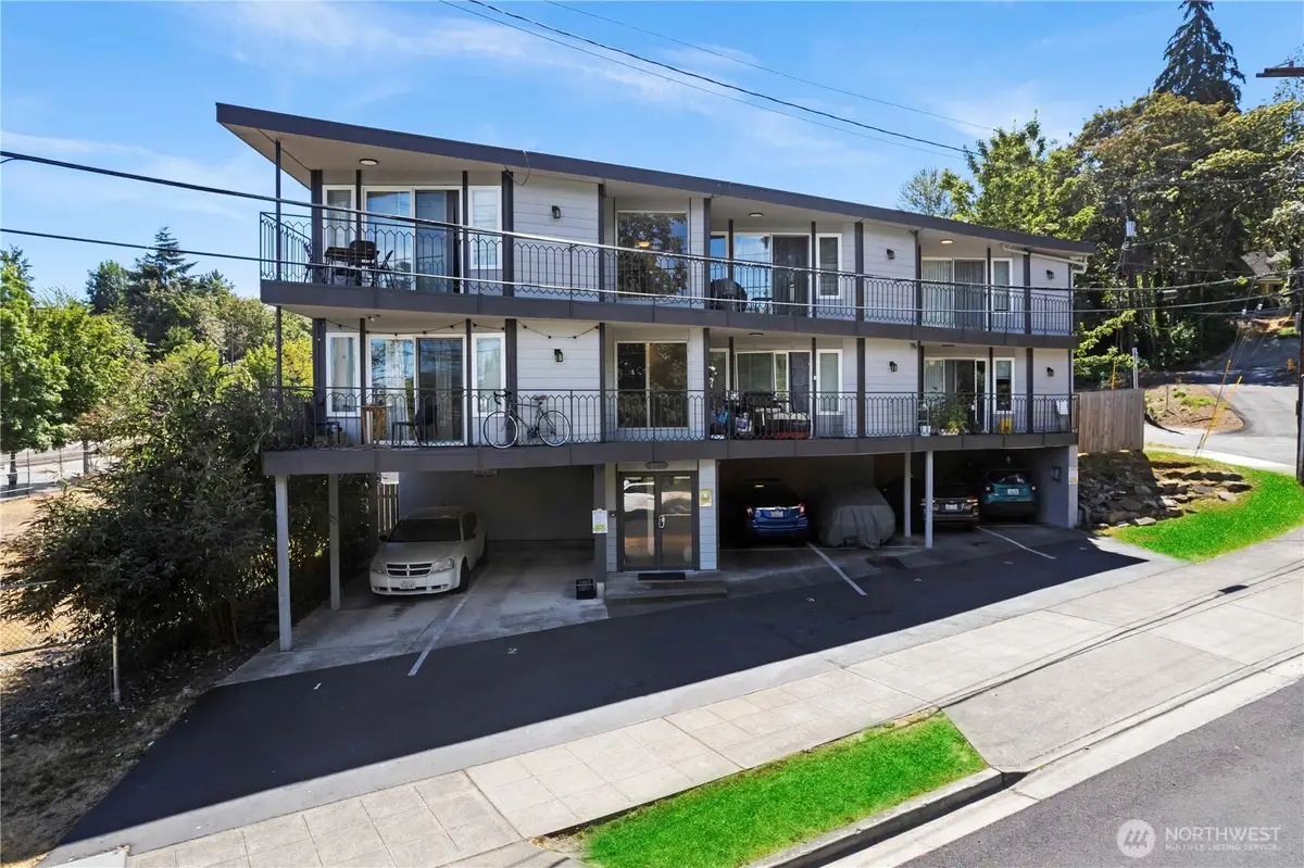 2701 S Walden Street, Seattle, WA 98144 - #1