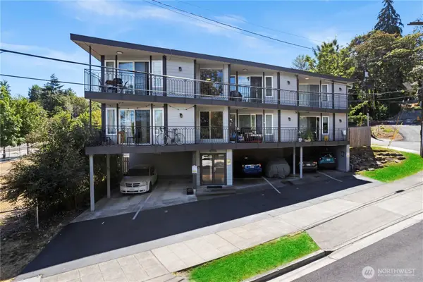 2701 S Walden Street, Seattle, WA 98144