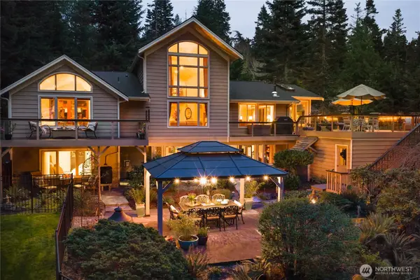 4141 Edith Point Road, Anacortes, WA 98221