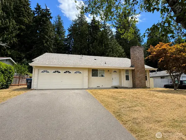 483 NE Conifer Drive, Bremerton, WA 98311