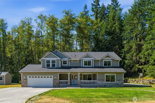 895 NW Pioneer Hill Road, Poulsbo, WA 98370