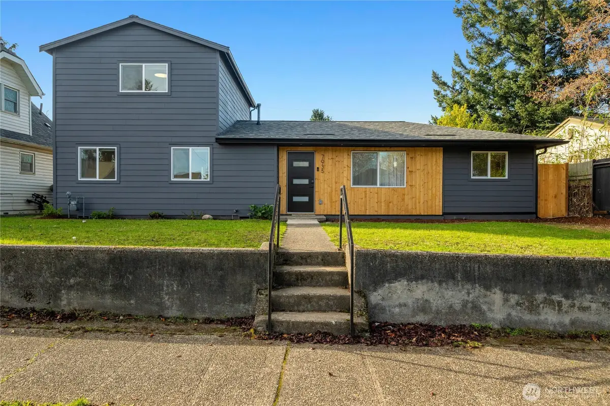 7935 13th Avenue Sw, Seattle, WA 98106 - #1