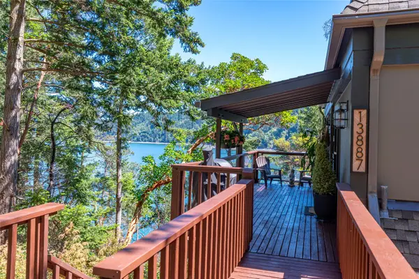 13887 Polaris Point Lane, Anacortes, WA 98221