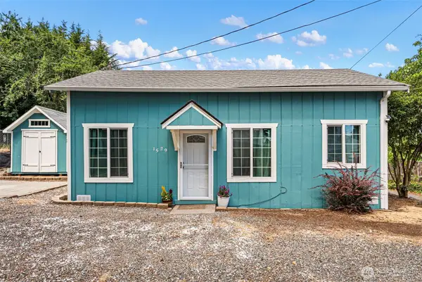 1529 N Montgomery Avenue, Bremerton, WA 98312