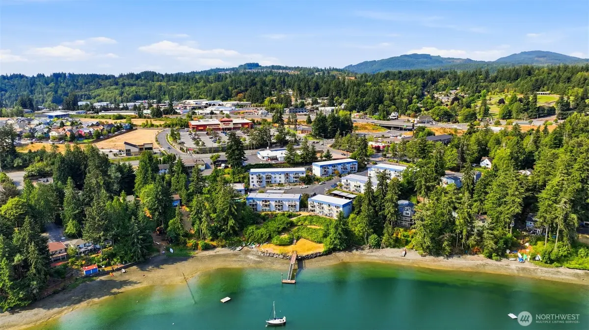924 Shorewood Drive #D39, Bremerton, WA 98312 - #1