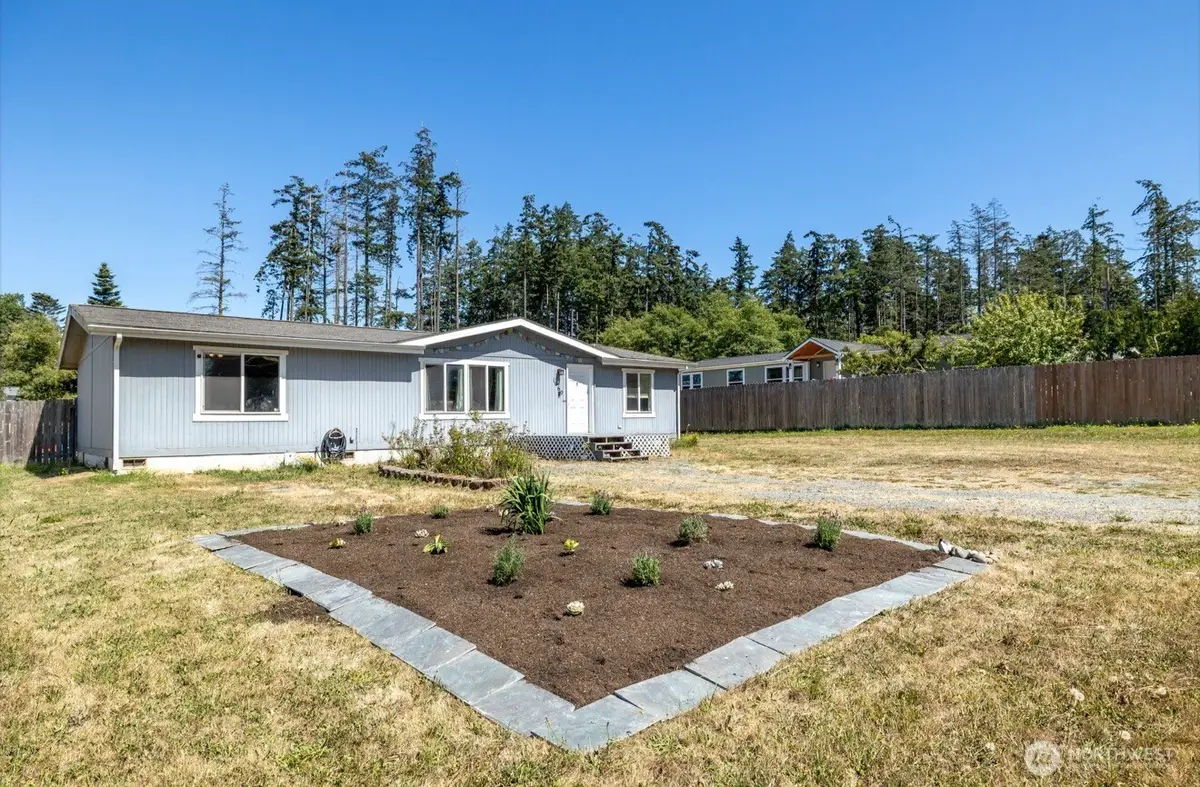 1060 Sidney Street, Oak Harbor, WA 98277 - #1