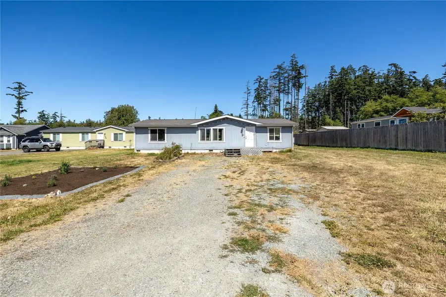 1060 Sidney Street, Oak Harbor, WA 98277 - #2