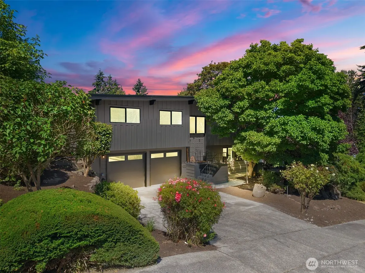 3602 24th Avenue W, Seattle, WA 98199 - #1