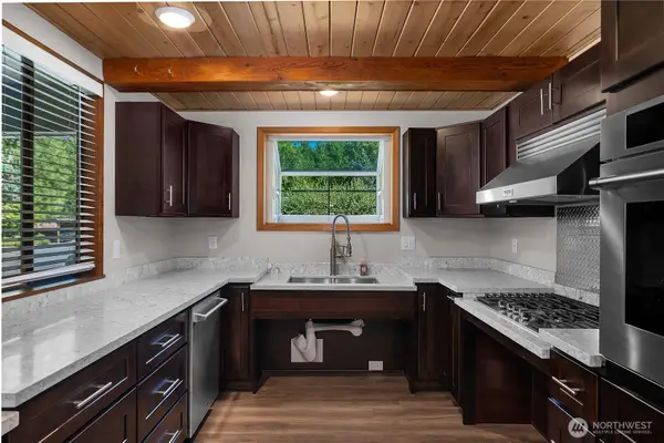 125 41st Avenue Ne, Olympia, WA 98506