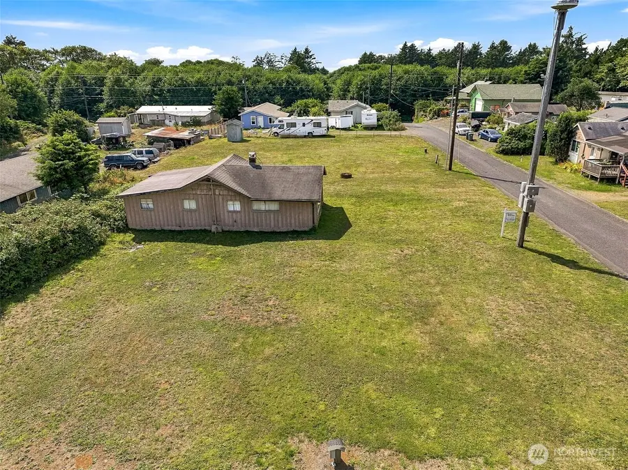 12 Aberdeen Street, Copalis Beach, WA 98535 - #3