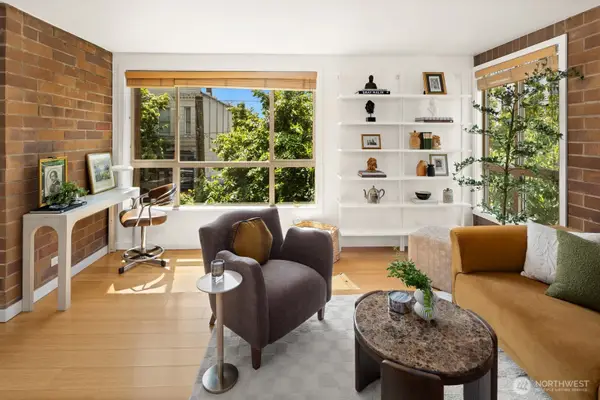 905 Cherry Street #205, Seattle, WA 98104