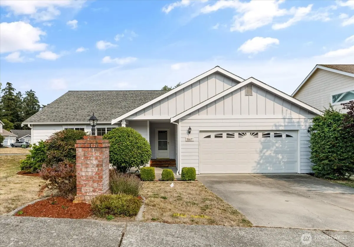 1667 NW Almond Loop, Oak Harbor, WA 98277 - #1