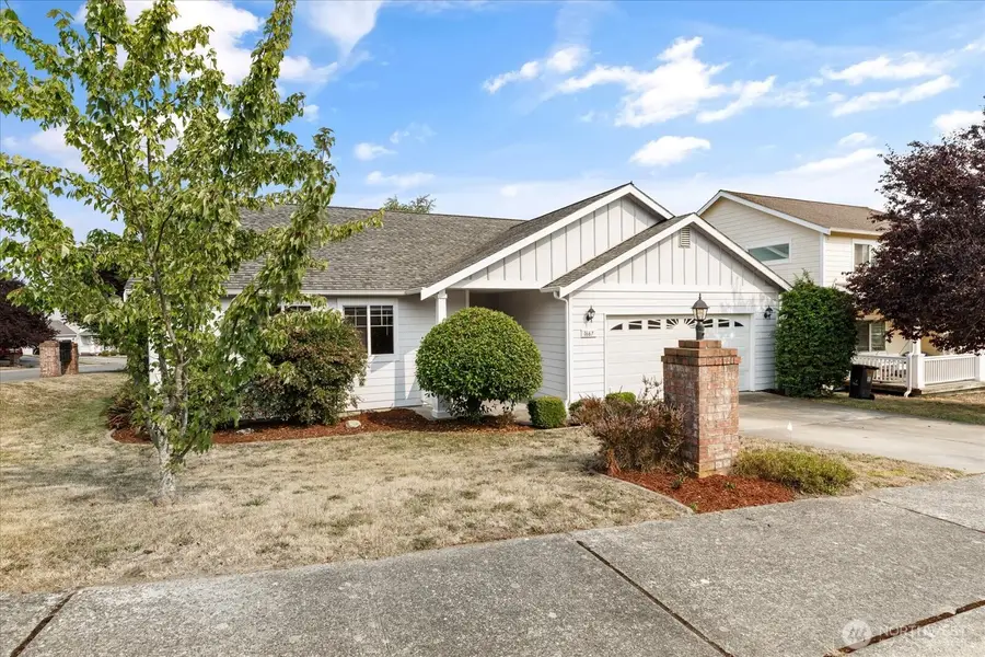 1667 NW Almond Loop, Oak Harbor, WA 98277 - #2