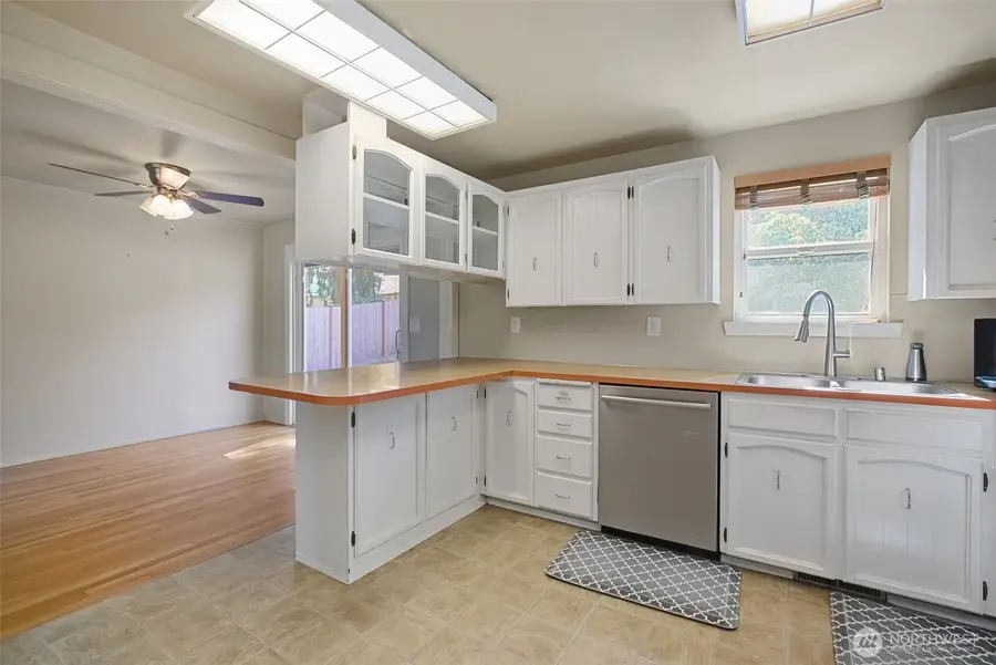 3527 S 262nd Street, Kent, WA 98032 - #3