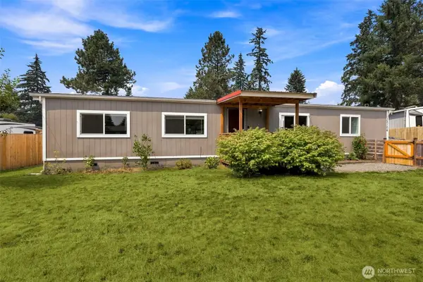 13104 Ridge Circle E, Bonney Lake, WA 98391