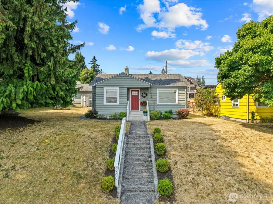 3708 Oakes Avenue, Everett, WA 98201 - #3