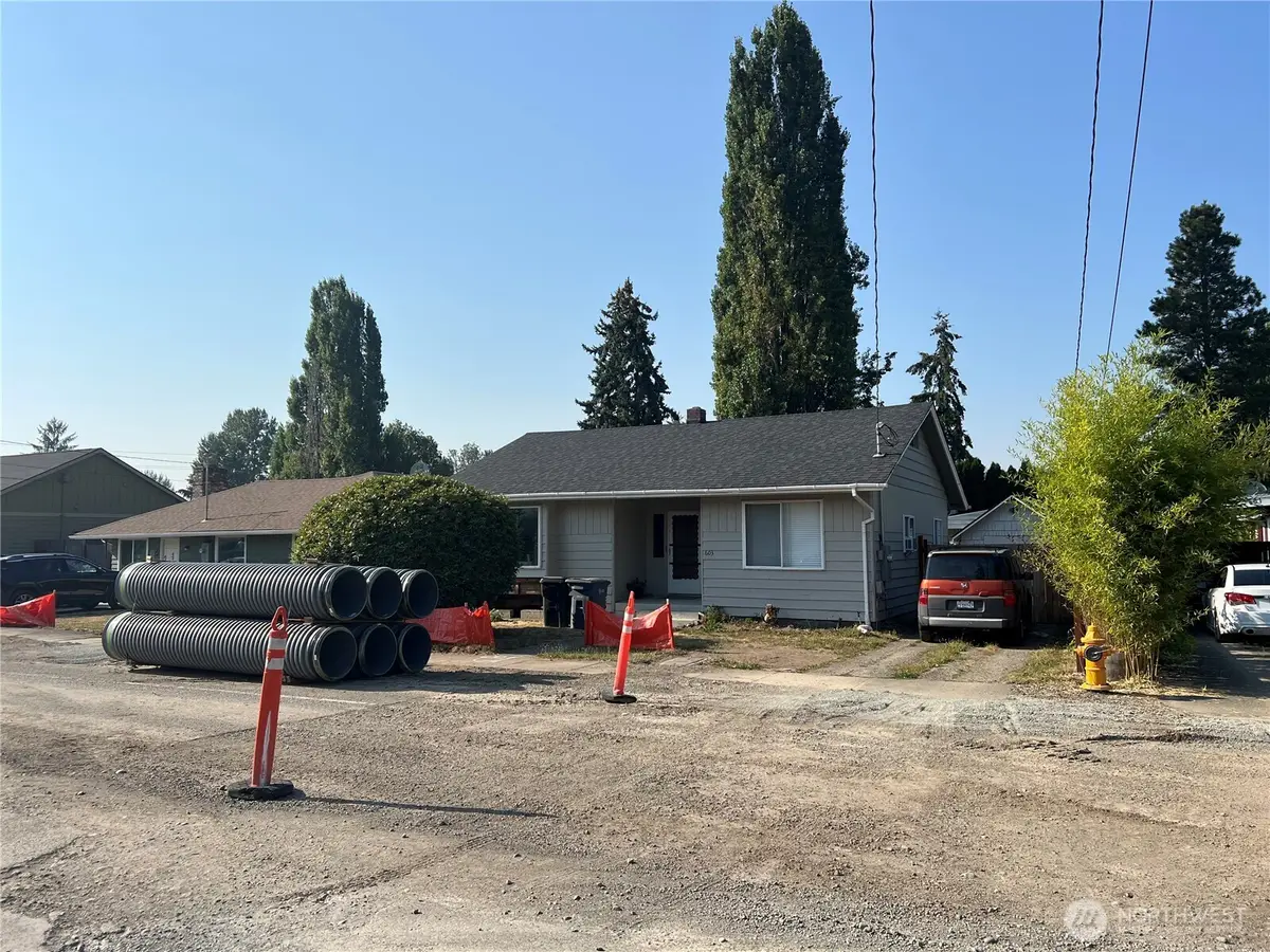 603 Kansas Street Sw #1 & 2, Orting, WA 98360 - #1