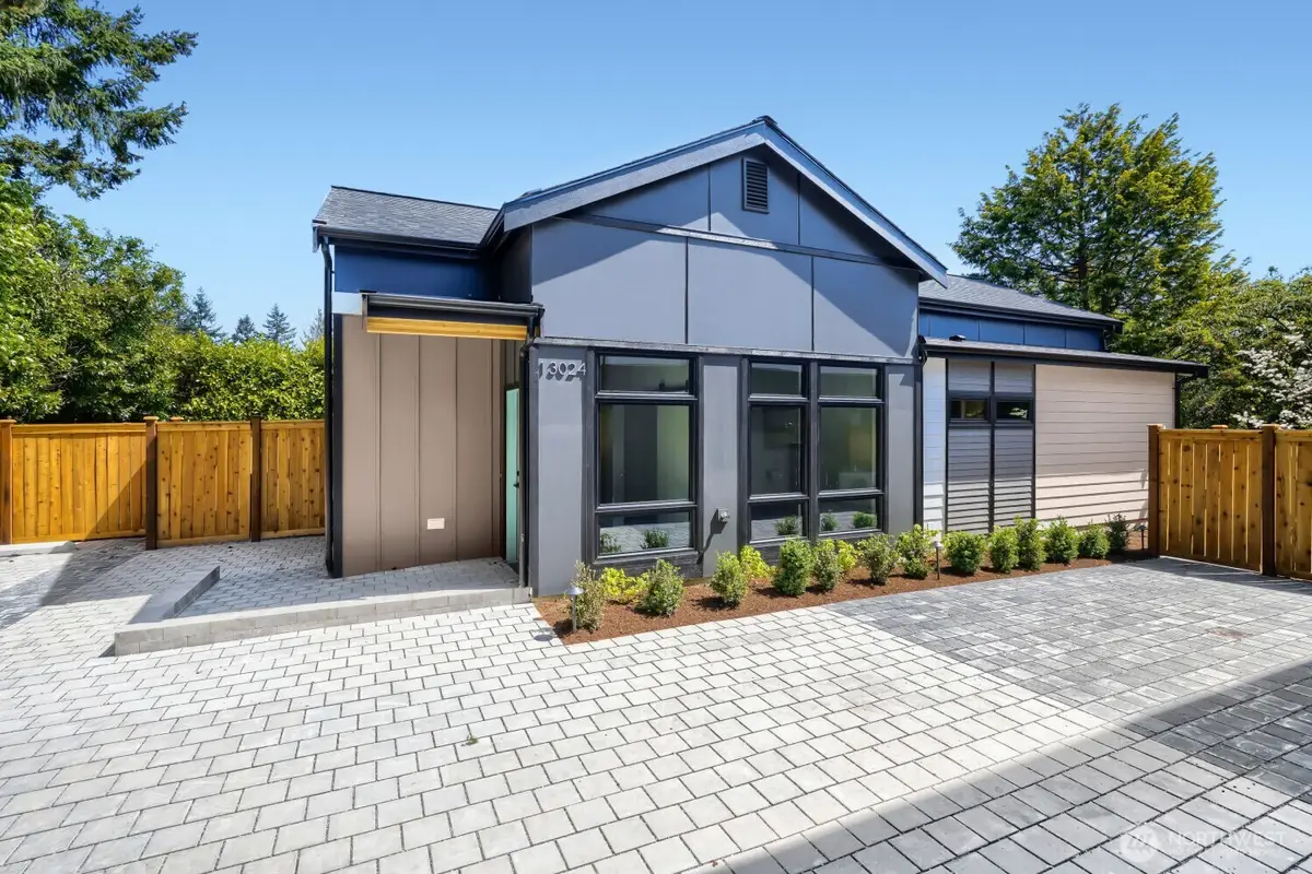 13024 Corliss Avenue N, Seattle, WA 98133 - #1