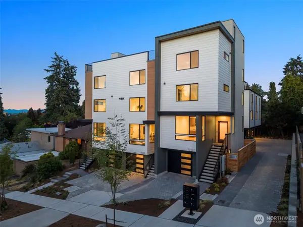 1912 Ferry Avenue Sw, Seattle, WA 98116