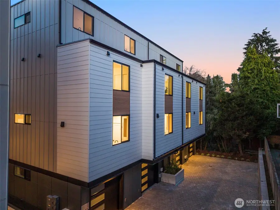 1912 Ferry Avenue Sw, Seattle, WA 98116 - #2