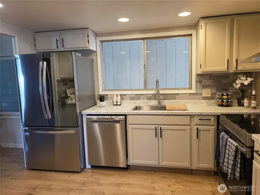 2500 Alder Street #204, Milton, WA 98354 - #2