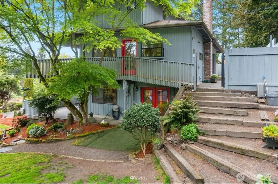 739 NE Woods Court, Bremerton, WA 98311 - #3