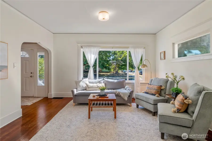 724 S Cushman Avenue, Tacoma, WA 98405 - #3
