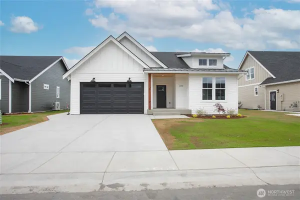 316 W 3rd Street, Everson, WA 98247