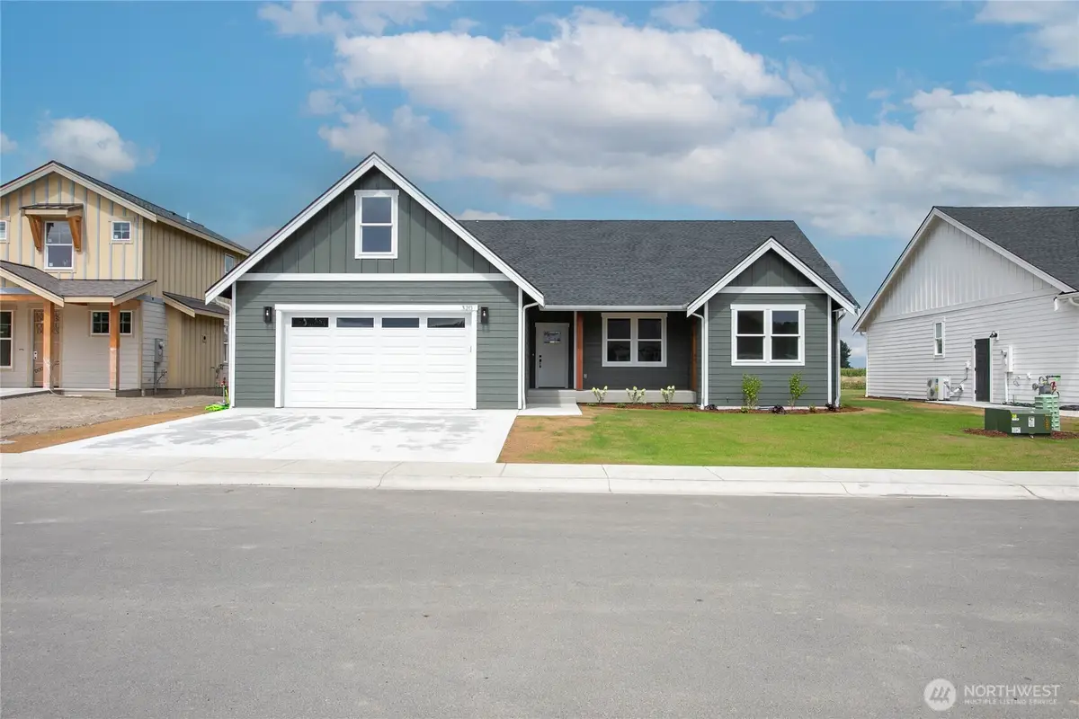 320 W 3rd Street, Everson, WA 98247 - #1