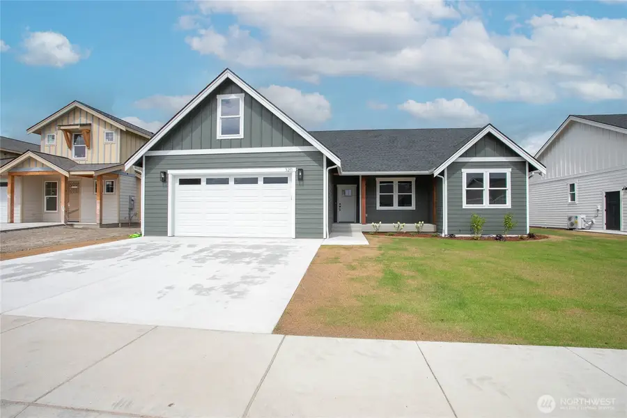320 W 3rd Street, Everson, WA 98247 - #2