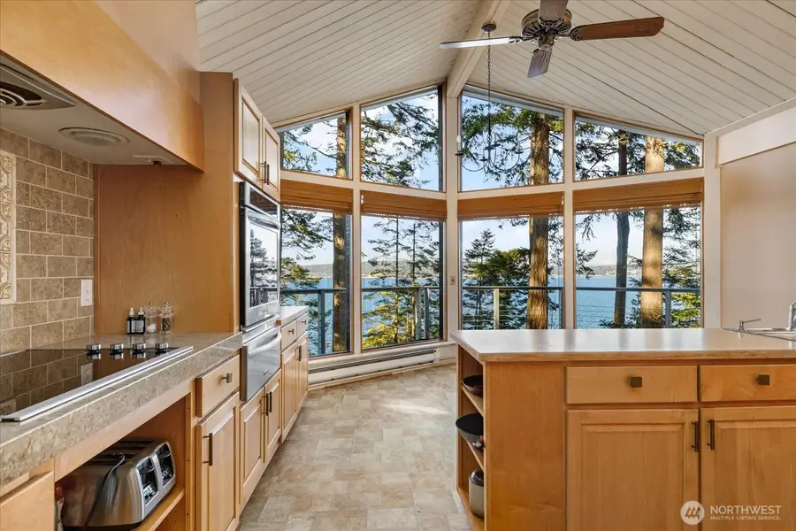 3155 Fox Spit Road, Langley, WA 98260 - #3