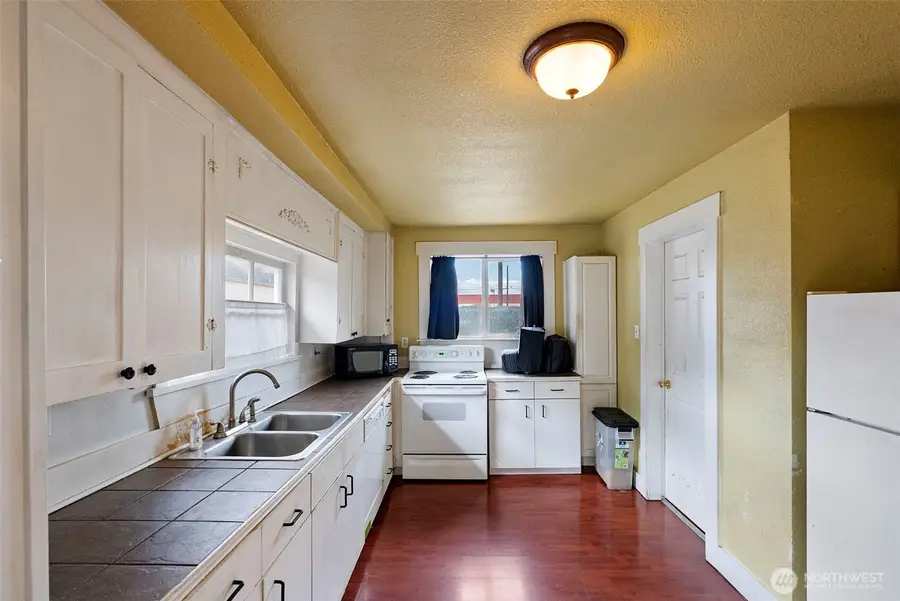 6614 S Puget Sound Avenue, Tacoma, WA 98409 - #3