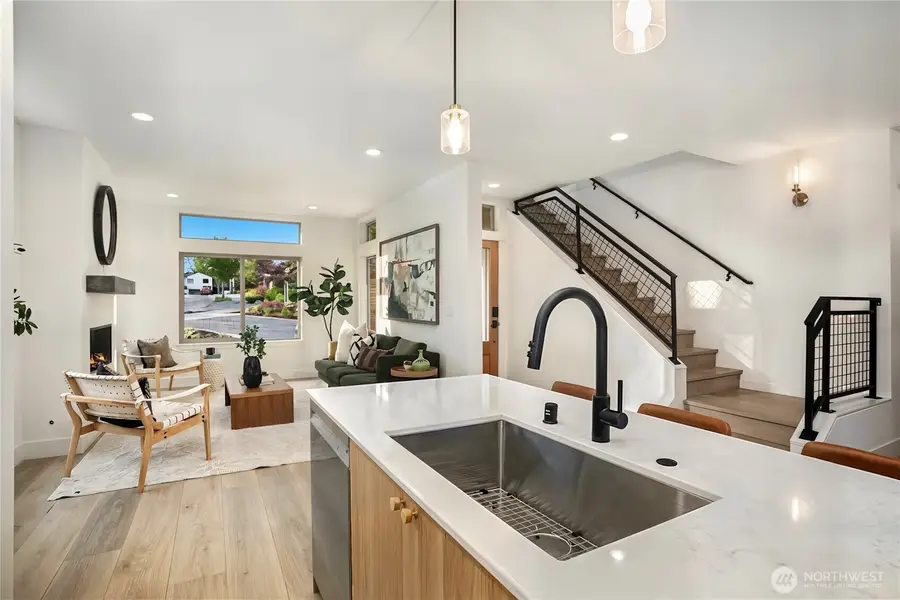 10183 NE 112th Place, Kirkland, WA 98033 - #3