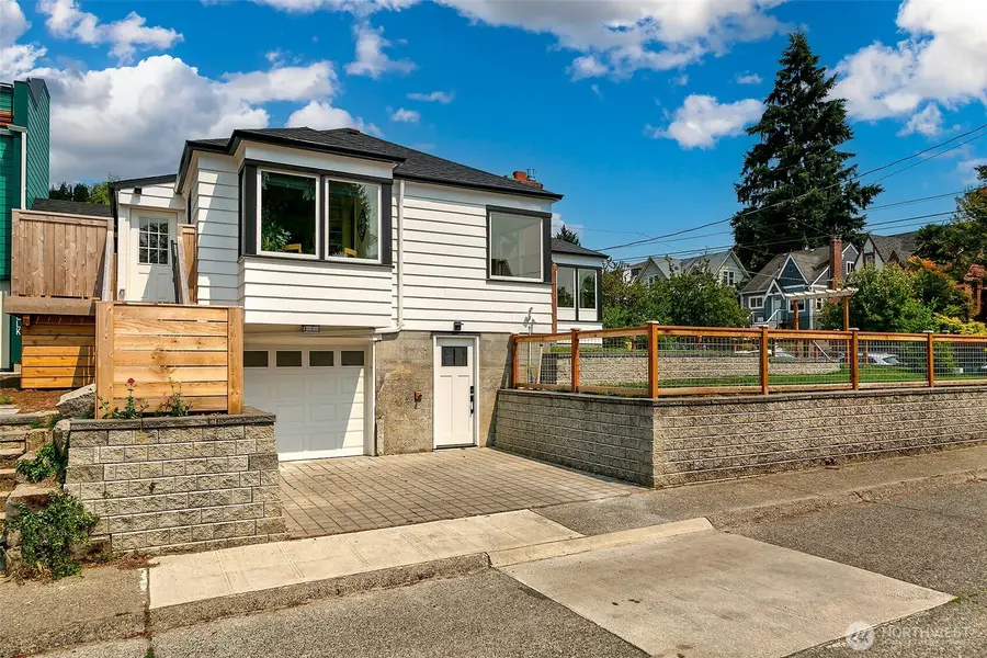 8215 4th Avenue Ne, Seattle, WA 98115 - #3