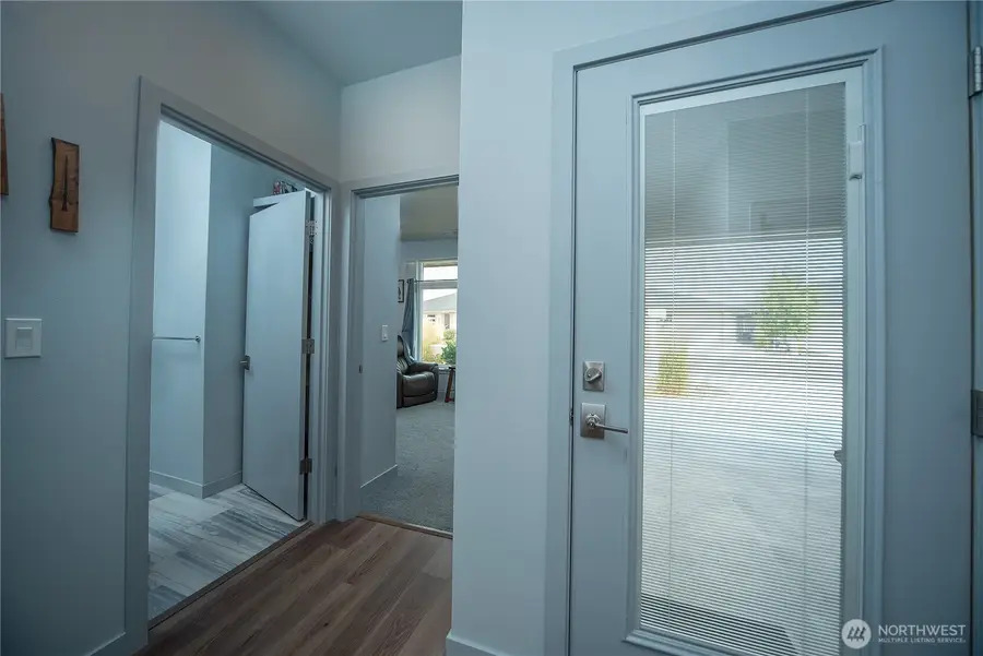 202 E Stanford Avenue, Ellensburg, WA 98926 - #3