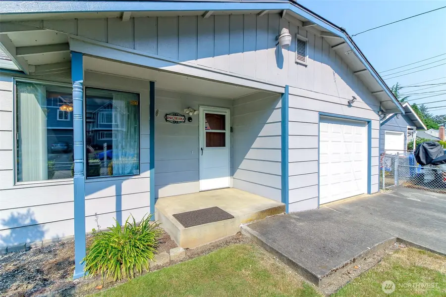 8206 S Alaska Street, Tacoma, WA 98408 - #2