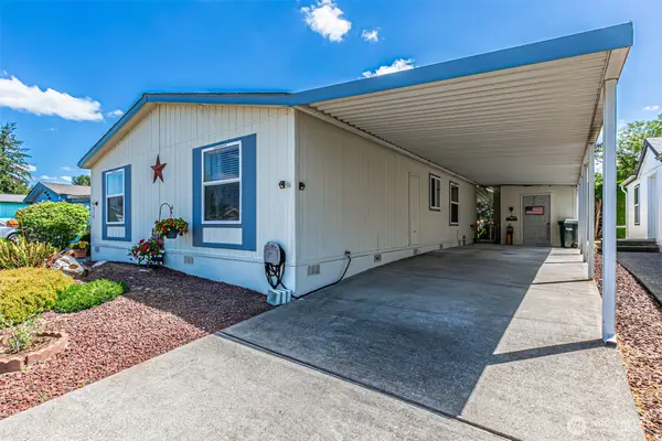 14910 122nd Street E #25, Puyallup, WA 98374
